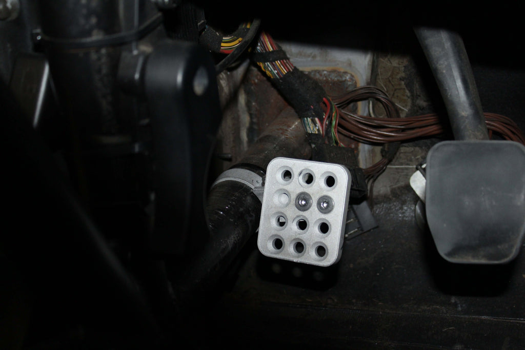 Roll Cage Mounted Dead Pedal