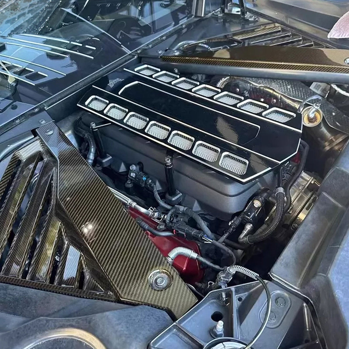 Dry Carbon Fiber Engine Bay Cover Kit for Chevrolet Corvette C8 Stingray Z06