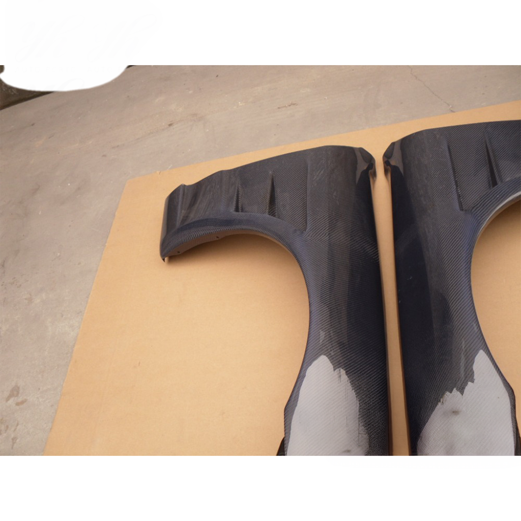 Carbon Fiber Front Fenders Pair for Nissan Skyline R32 GTS