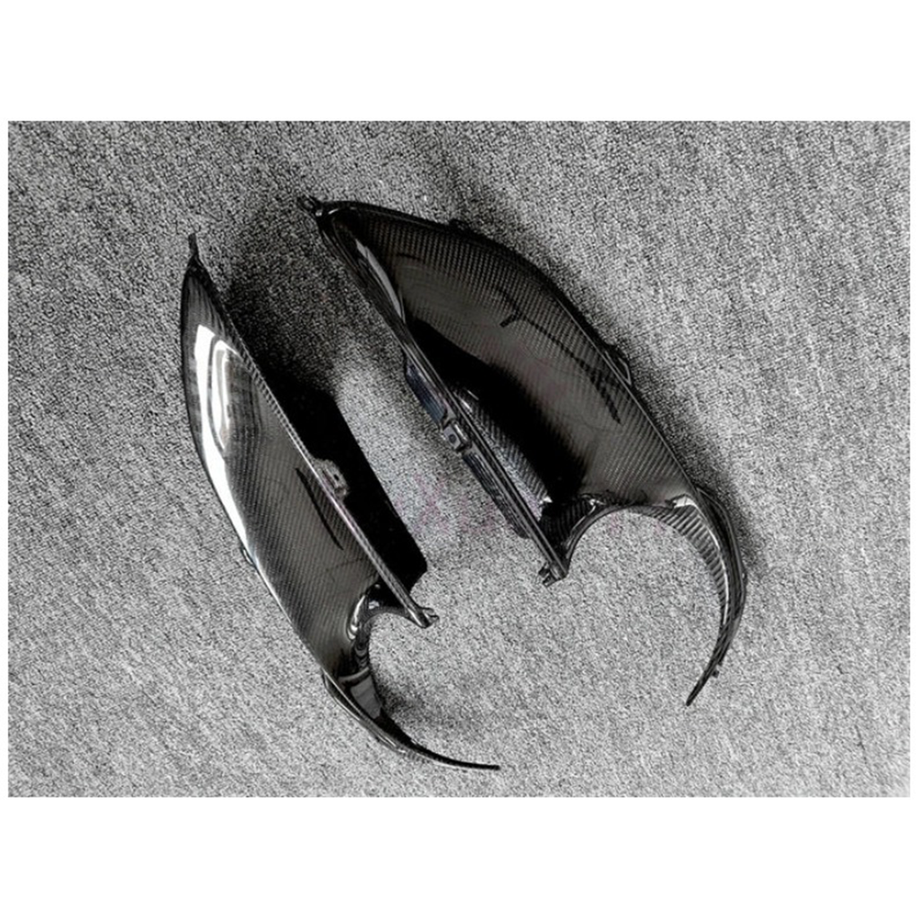 N Style Carbon Fiber Rear Fog Tail Light Surround Cover for Ferrari 488 GTB / Spider
